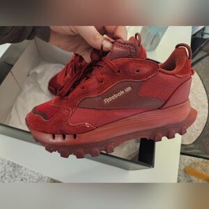 Reebok Women's CL Cardi Shoes